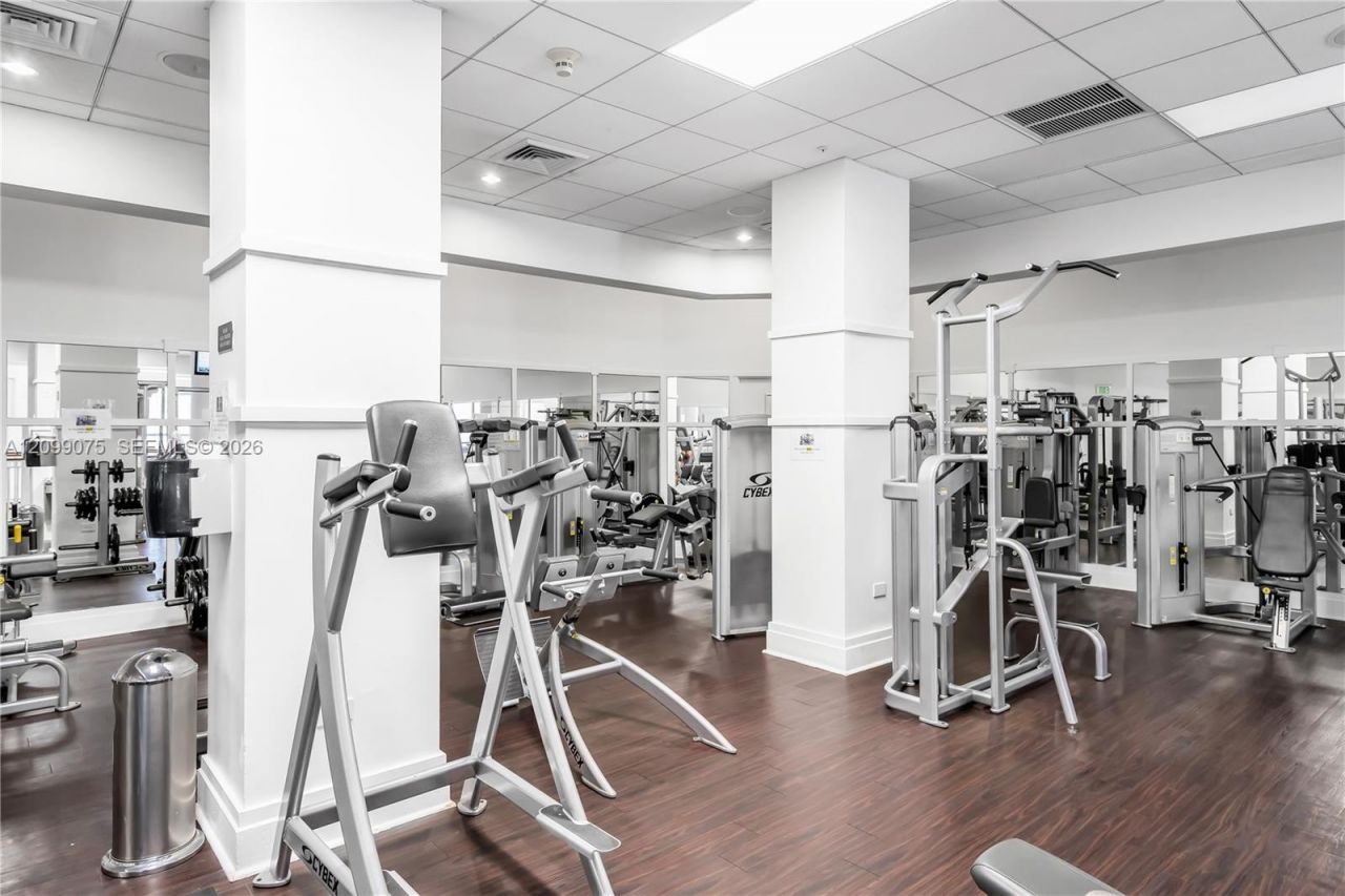 701 Brickell Key Blvd , Unit 1004, Miami, FL 33131 Photo