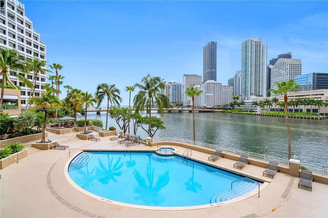 701 Brickell Key Blvd , Unit 1004, Miami, FL 33131 Photo