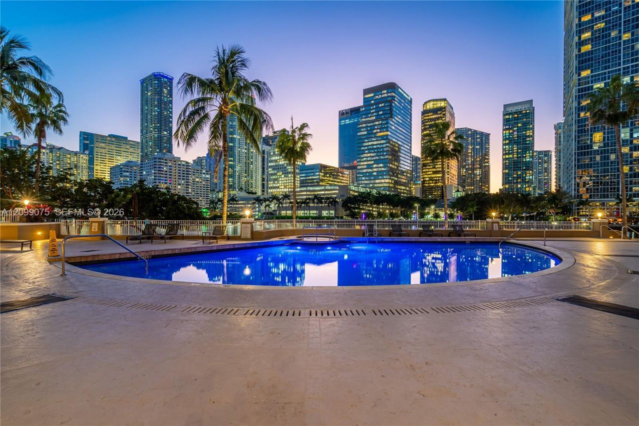 701 Brickell Key Blvd , Unit 1004, Miami, FL 33131 Photo