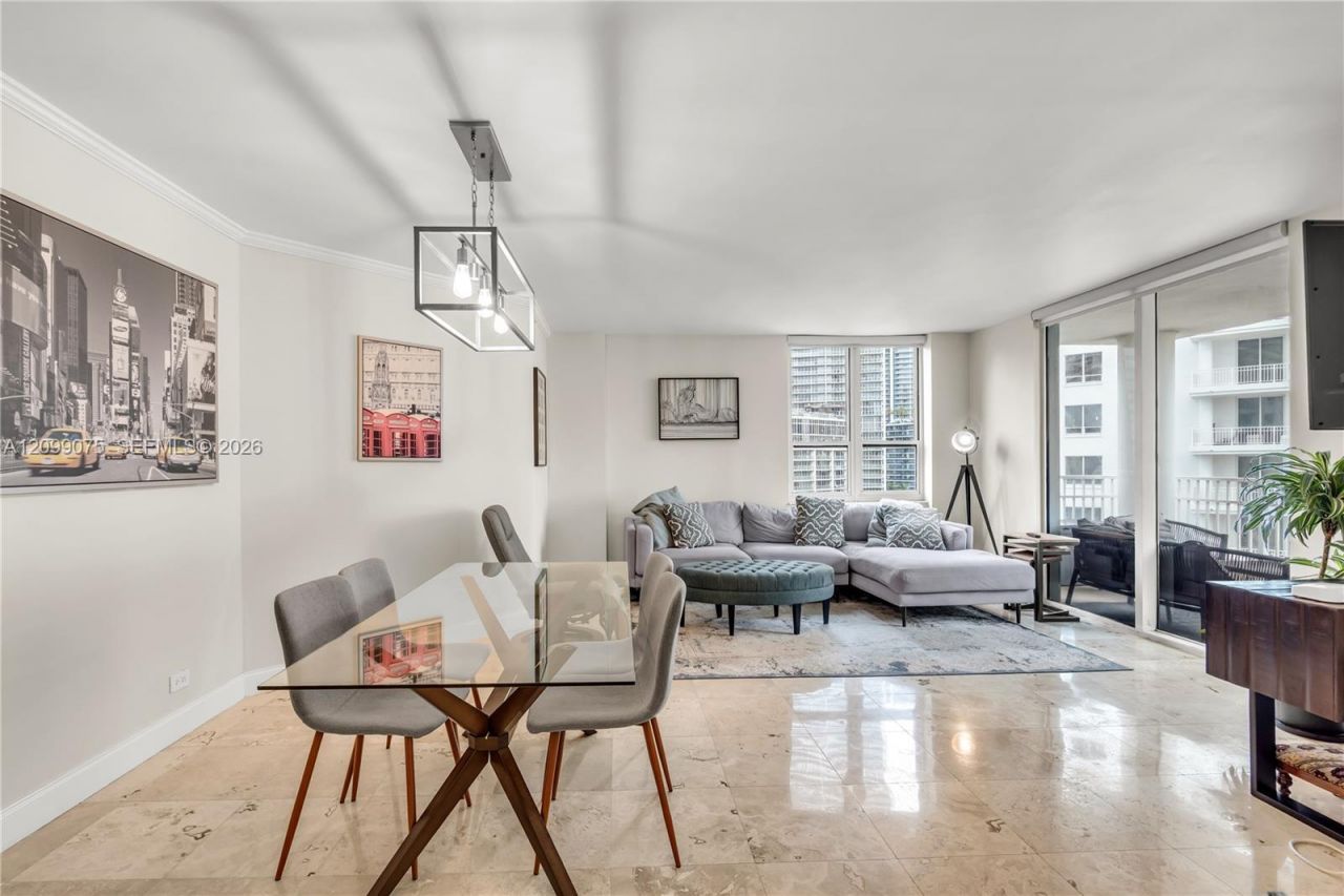 701 Brickell Key Blvd , Unit 1004, Miami, FL 33131 Photo