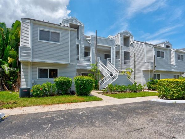 3409 NW 44th St, Unit 101, Oakland Park, FL 33309