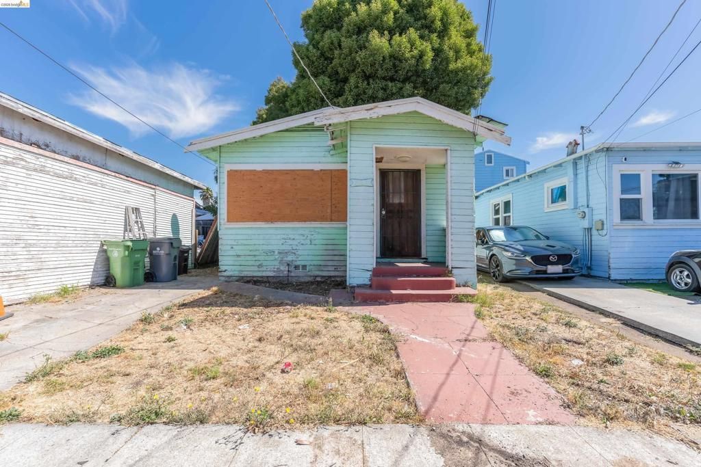 7014 Holly St, Oakland, CA 94621 Main Photo