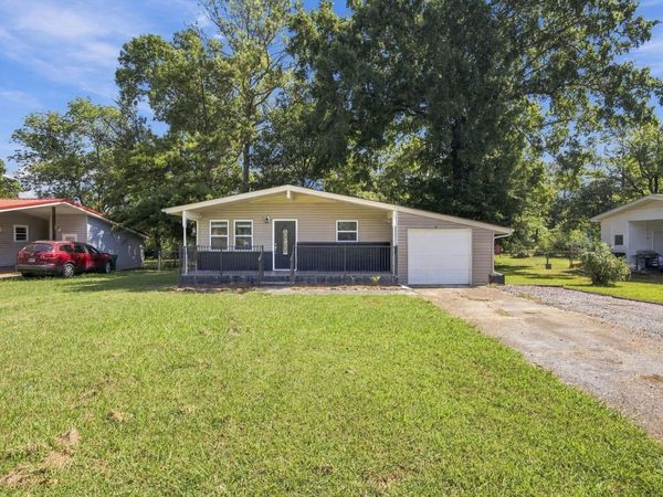 13 Stovall Street, Fort Oglethorpe, GA 30742