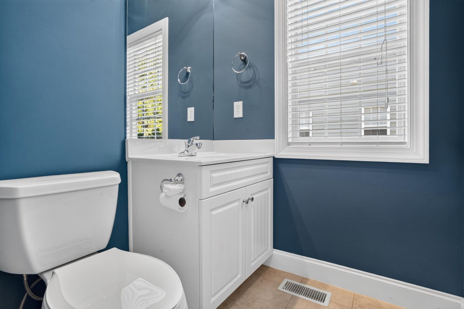 1005 Kelly Ct. Photo 10