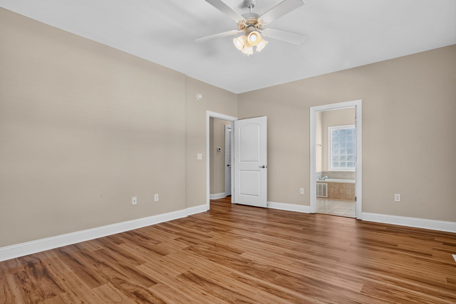 1005 Kelly Ct. Photo 13