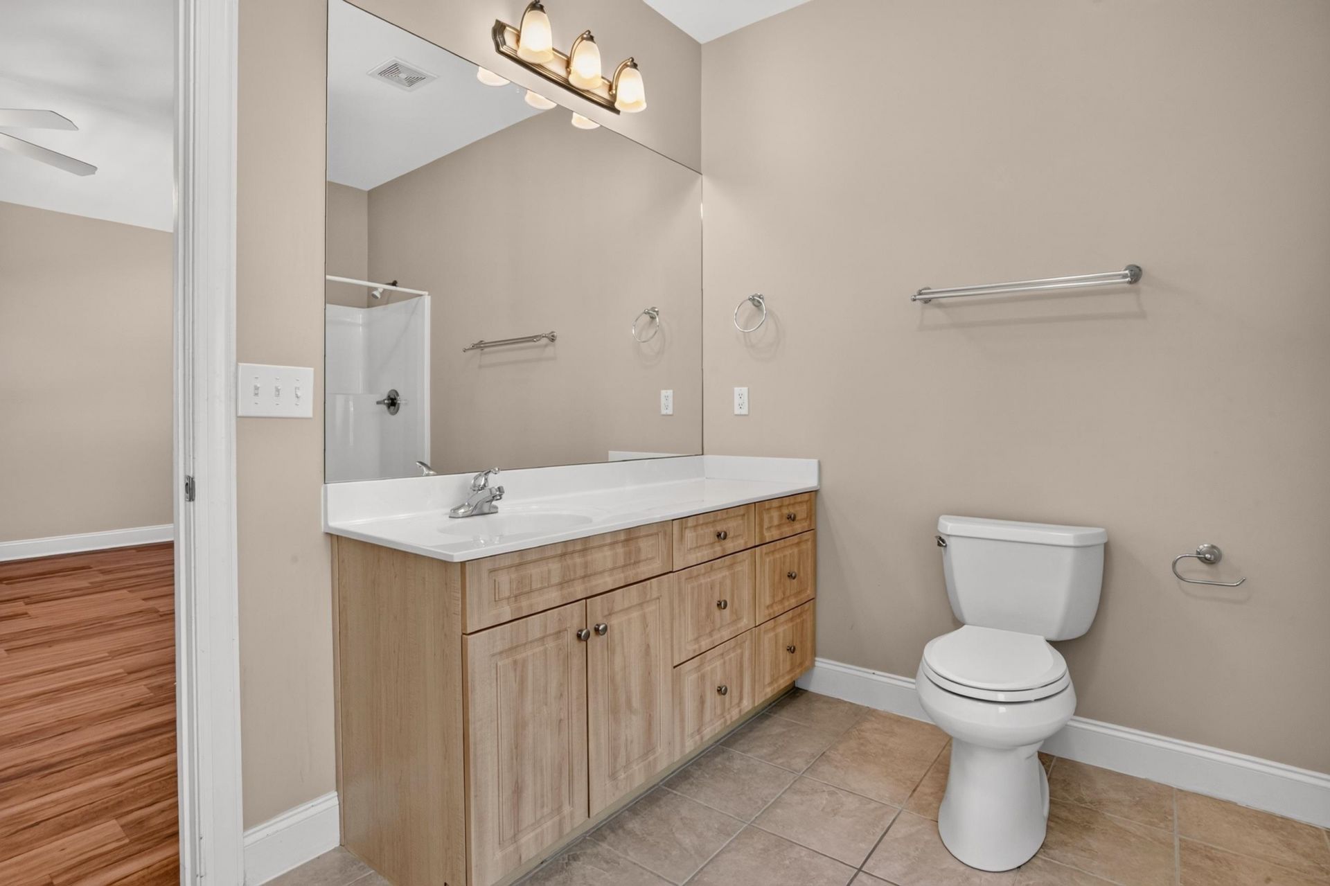 1005 Kelly Ct. Photo 15
