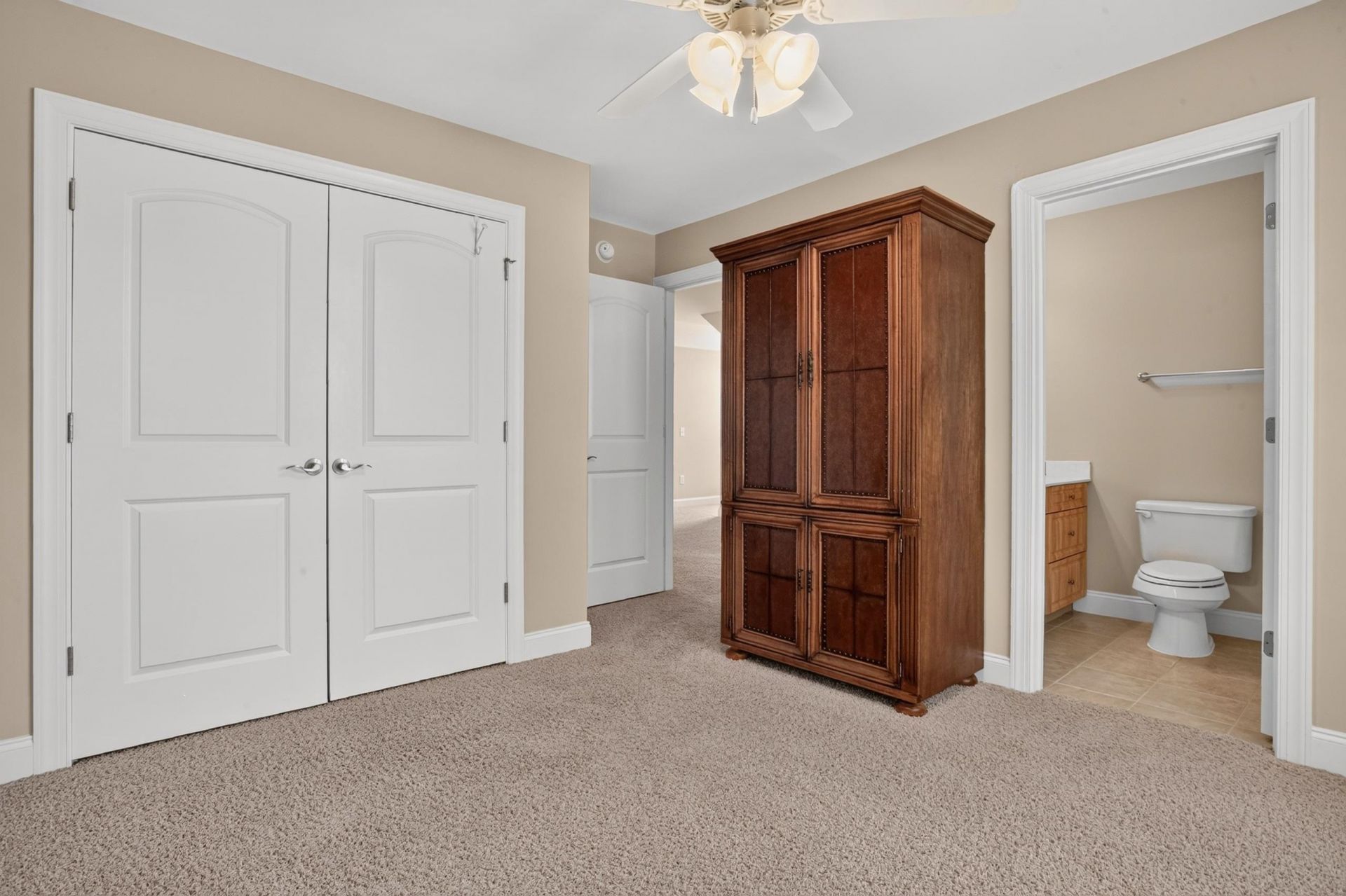 1005 Kelly Ct. Photo 25