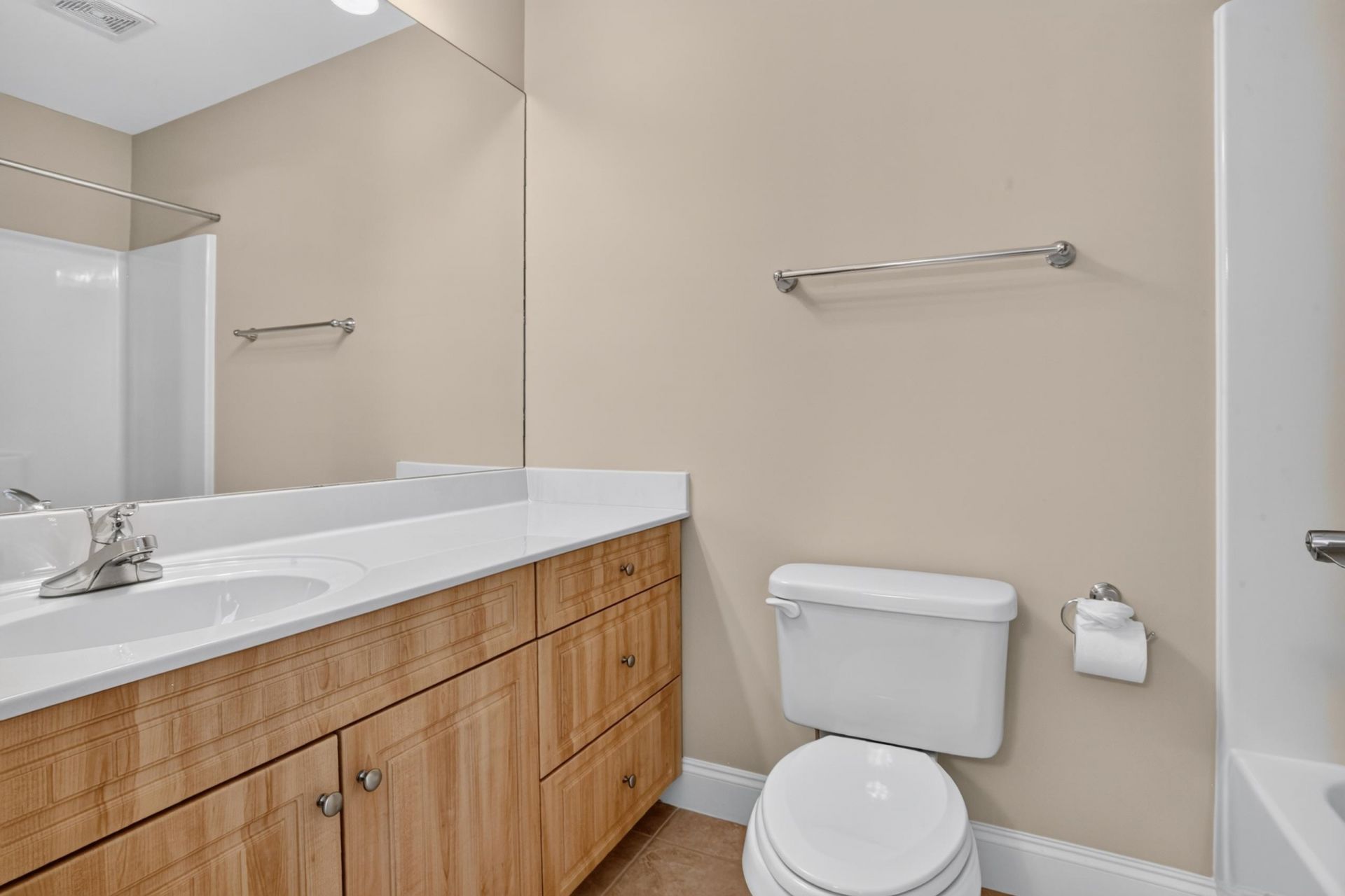 1005 Kelly Ct. Photo 26
