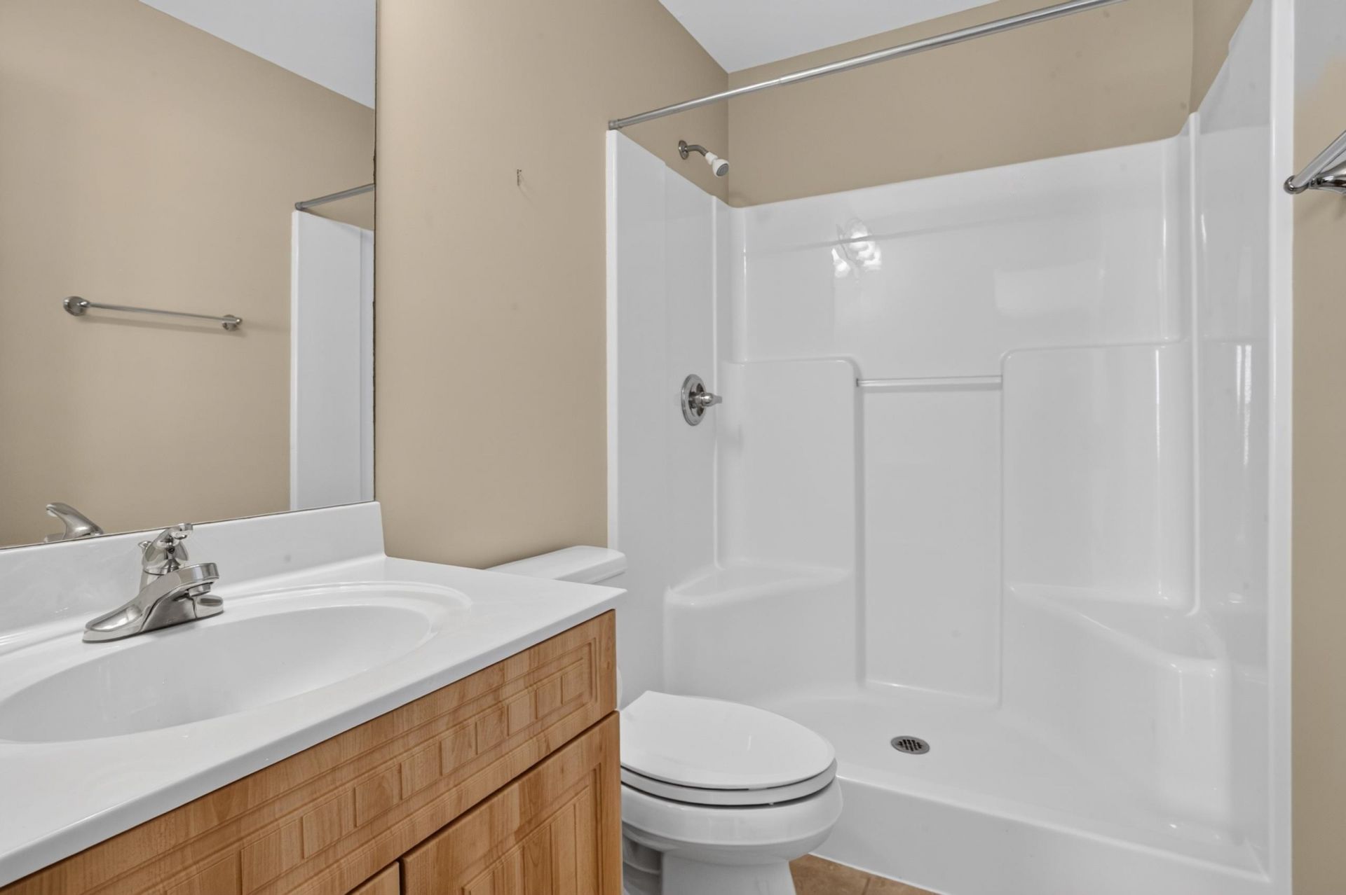 1005 Kelly Ct. Photo 29