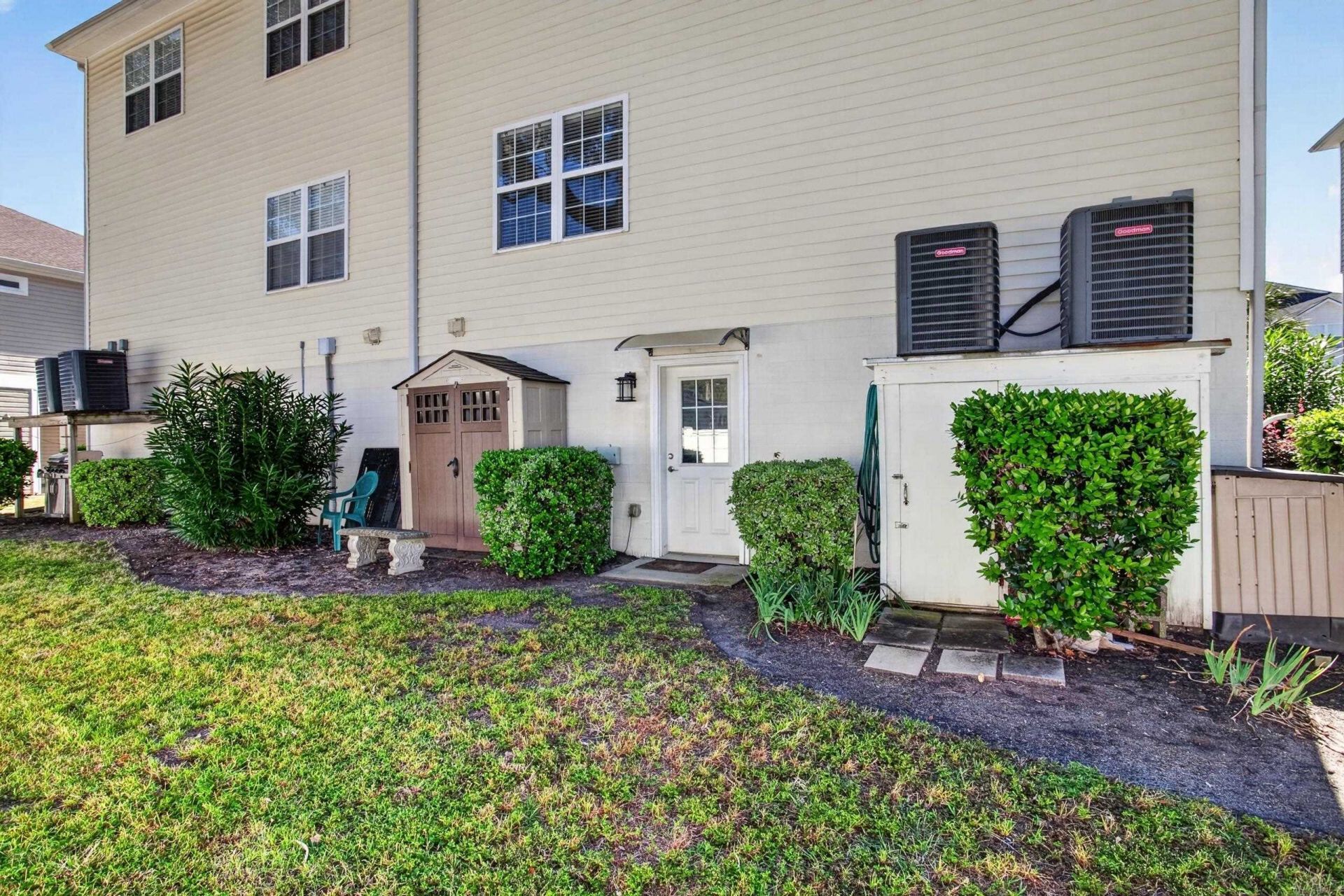 1005 Kelly Ct. Photo 37