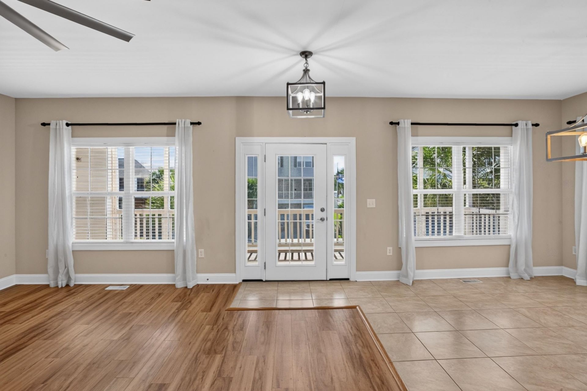 1005 Kelly Ct. Photo 5