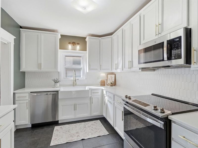3315 Bevis Avenue, Cincinnati, OH 45207 Photo 6