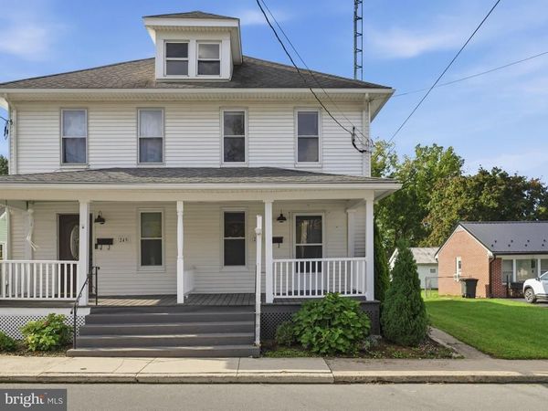 247 E MADISON STREET, GREENCASTLE, PA 17225