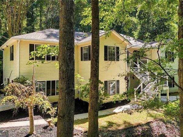 5011 Peach Mountain Circle, Gainesville, GA 30507