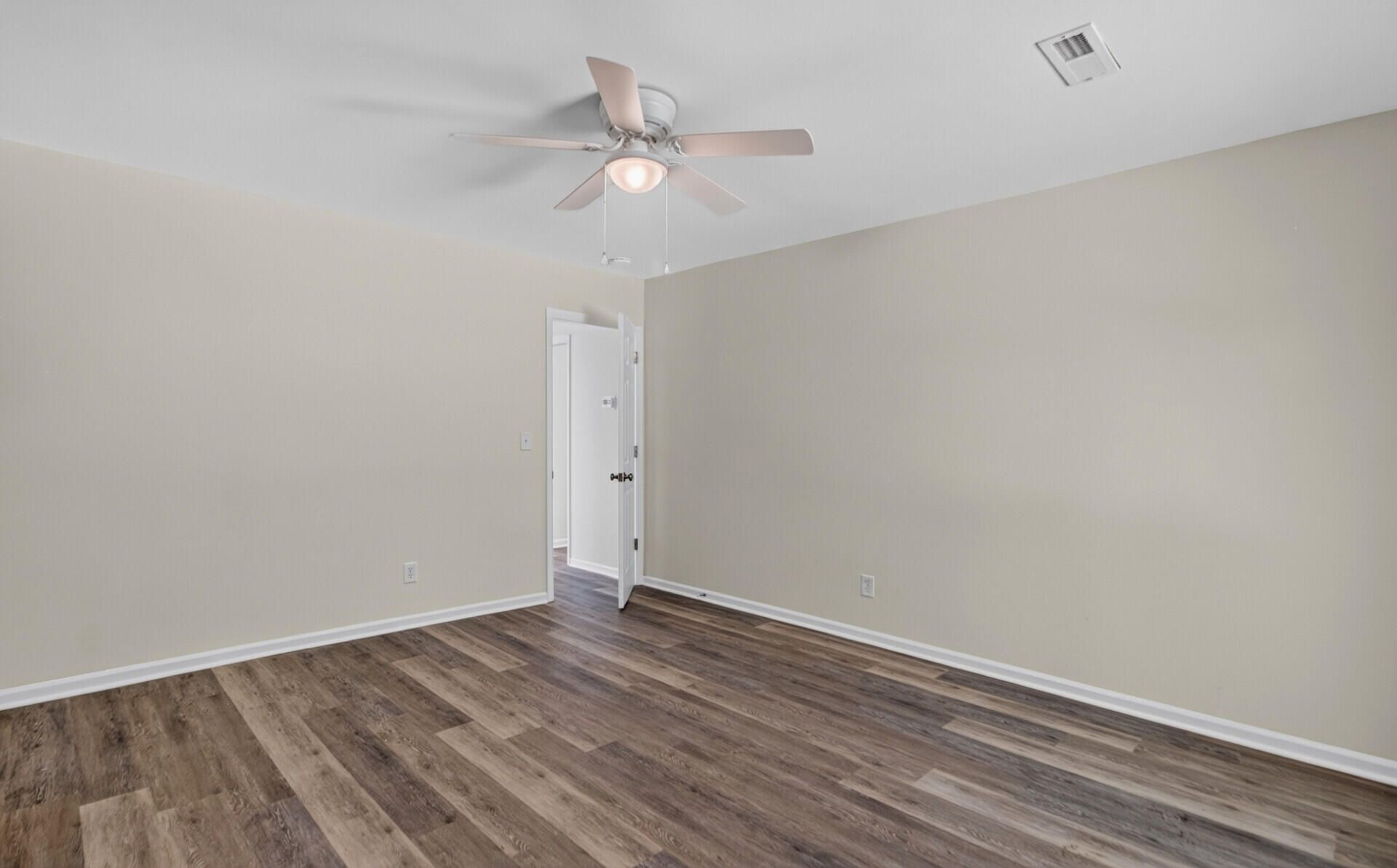 123 Woodduck Drive Photo 46