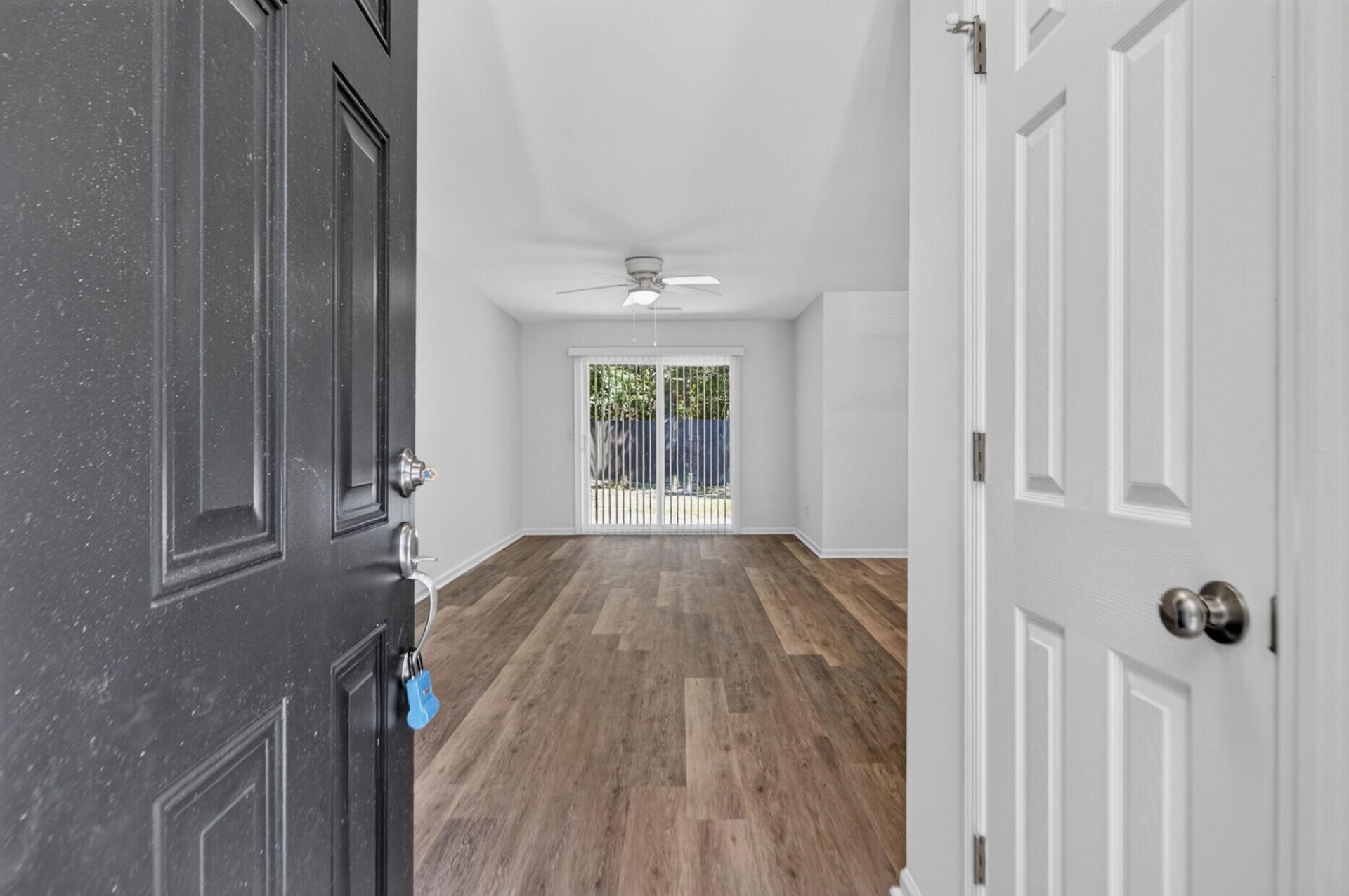 123 Woodduck Drive Photo 5