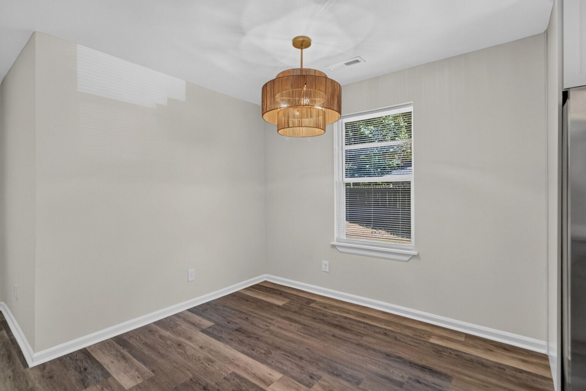 123 Woodduck Drive Photo 9