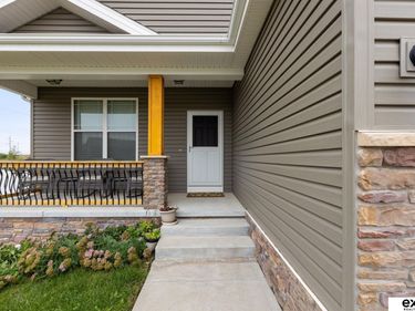 11455 Glenn Street, Papillion, NE 68046