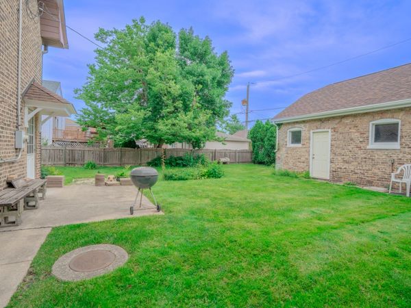 5143 S Lorel Avenue , Chicago, IL 60638