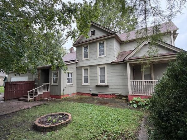 101 S Lincoln Street , Elwood, IL 60421