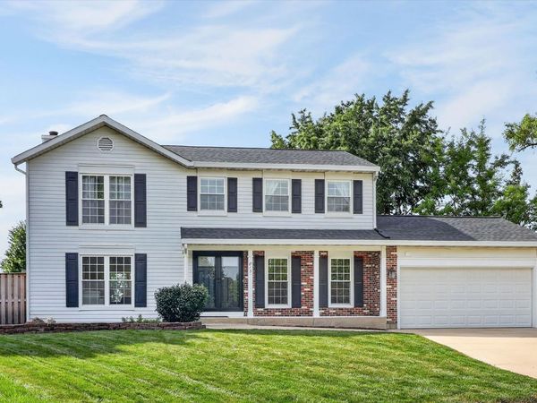 813 Hyde Park Lane , Naperville, IL 60565