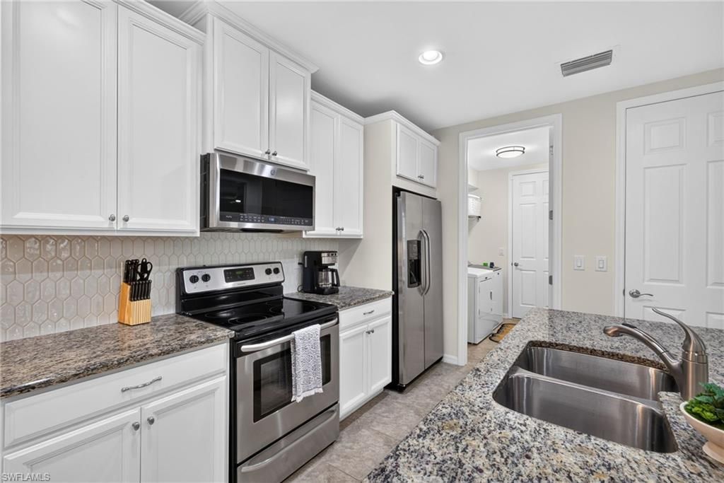 14939 Edgewater Cir , Naples, FL 34114 Photo