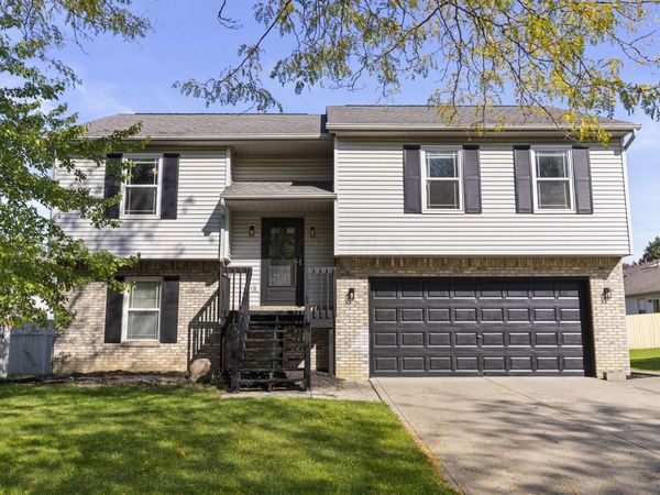7954 Hickson Drive , Blacklick, OH 43004