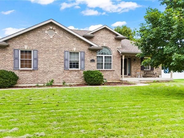 1111 Arbor Lane, Troy, OH 45373