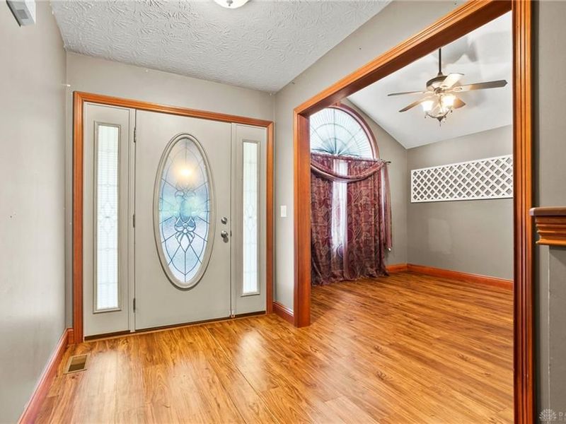 1111 Arbor Lane, Troy, OH 45373 Photo 4
