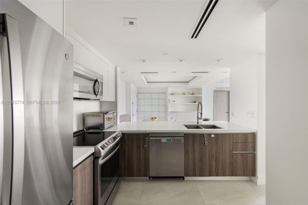650 West Ave, Unit 1503, Miami Beach, FL 33139 Photo