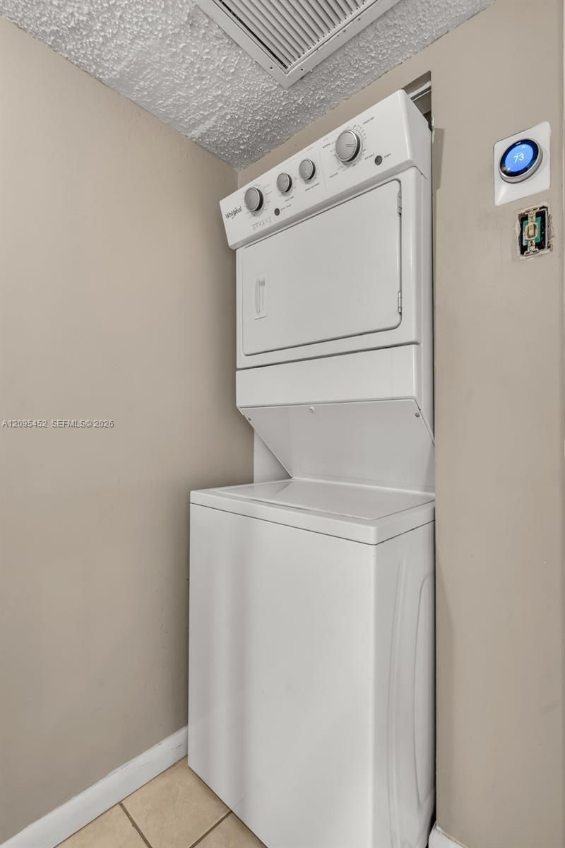 8630 NW 5th Ter , Unit 16-202, Miami, FL 33126 Photo