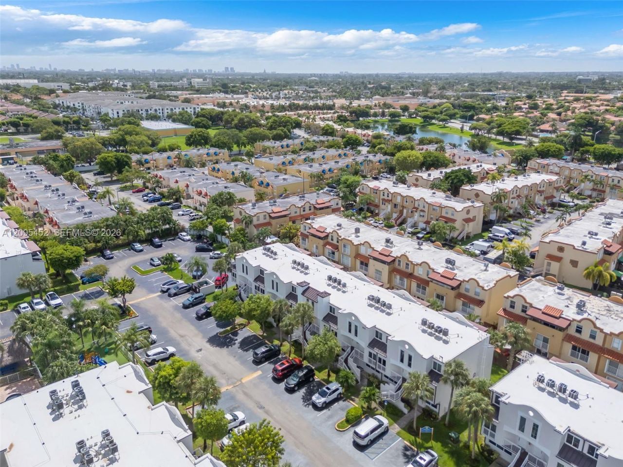 8630 NW 5th Ter , Unit 16-202, Miami, FL 33126 Photo