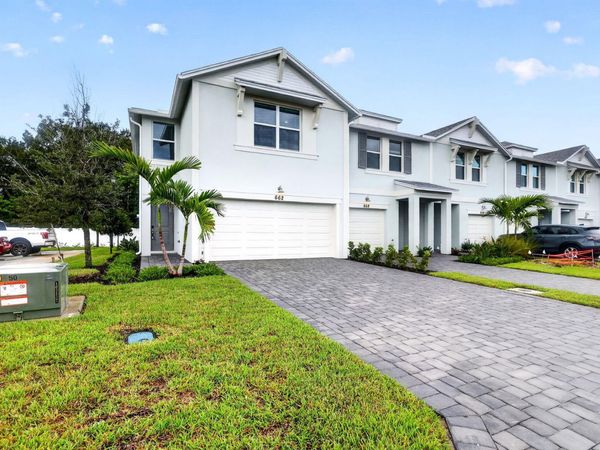 662 Salisbury Circle, Fort Pierce, FL 34982