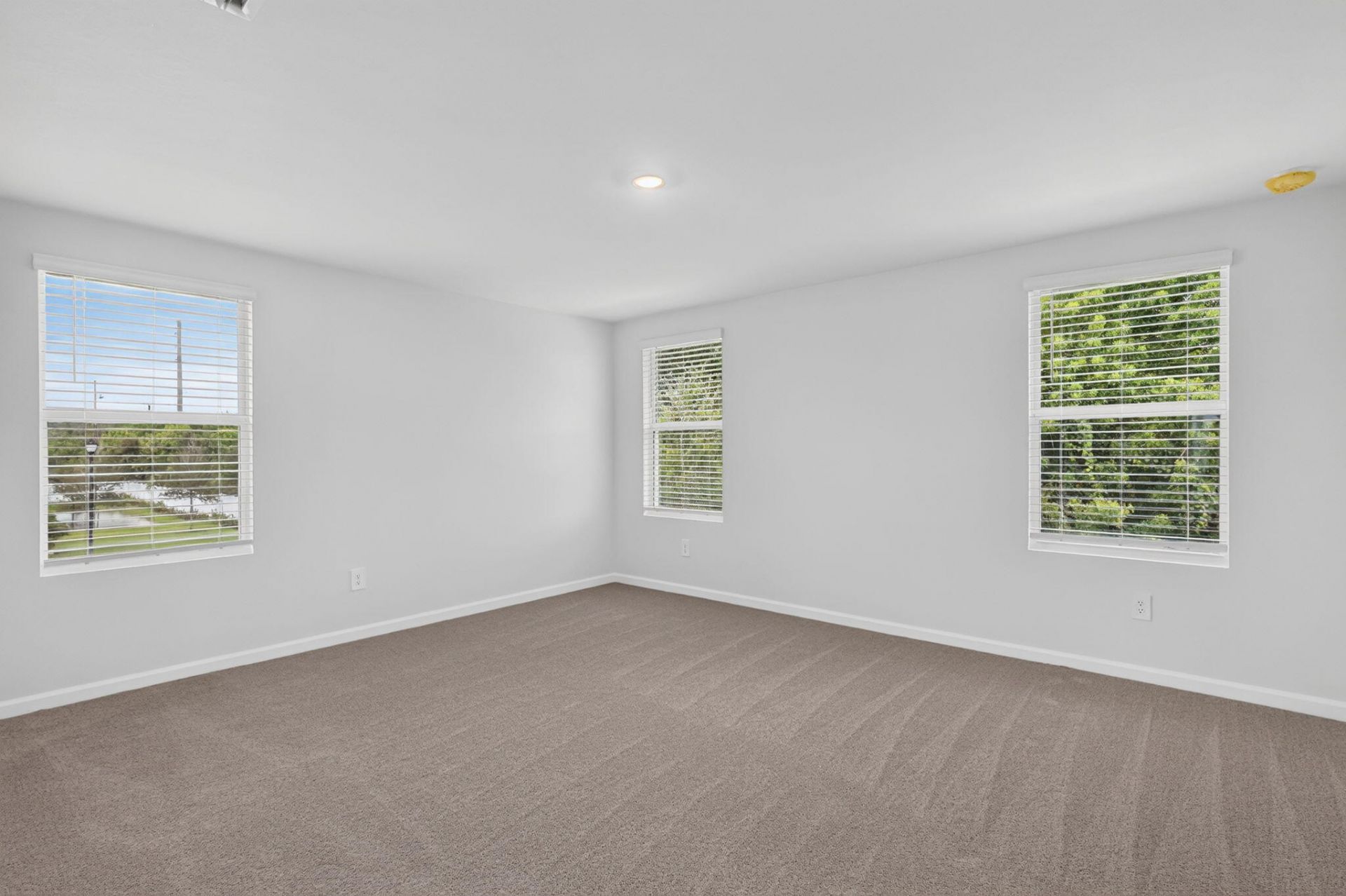 662 Salisbury Circle, Fort Pierce, FL 34982 Photo