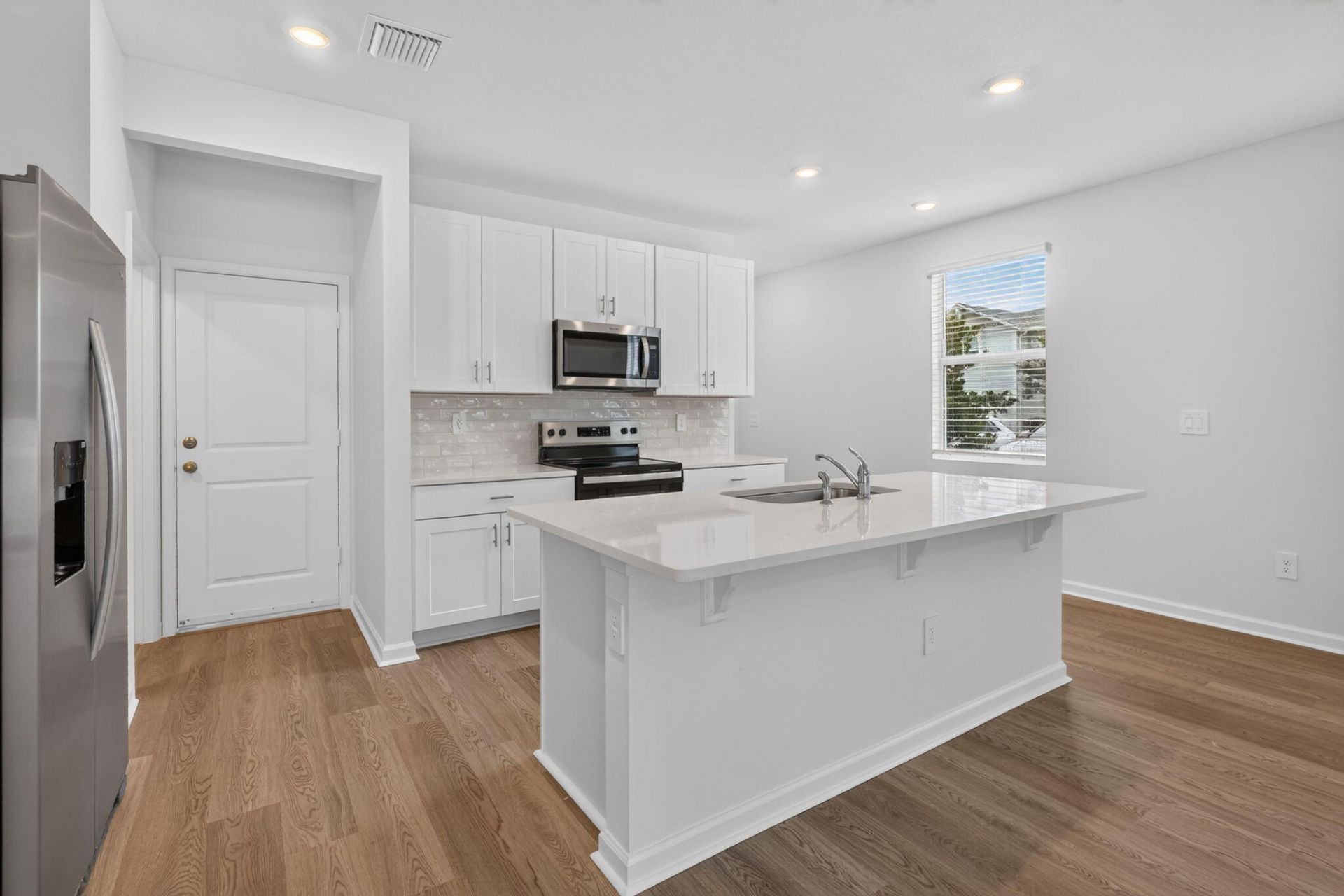 662 Salisbury Circle, Fort Pierce, FL 34982 Photo