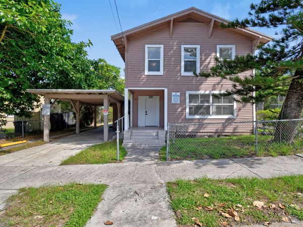 885 7th Street, West Palm Beach, FL 33401
