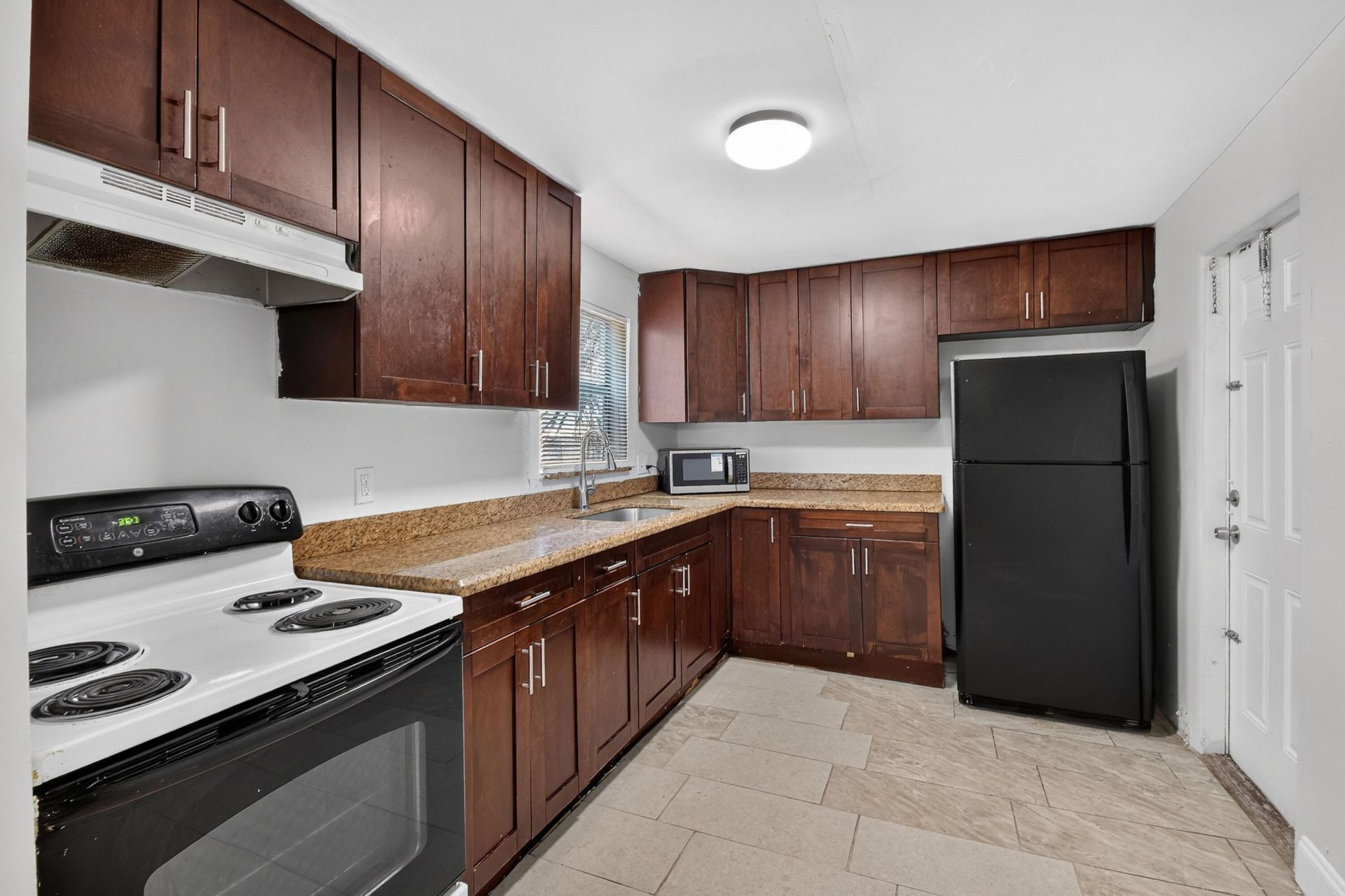 885 7th Street, West Palm Beach, FL 33401 Photo