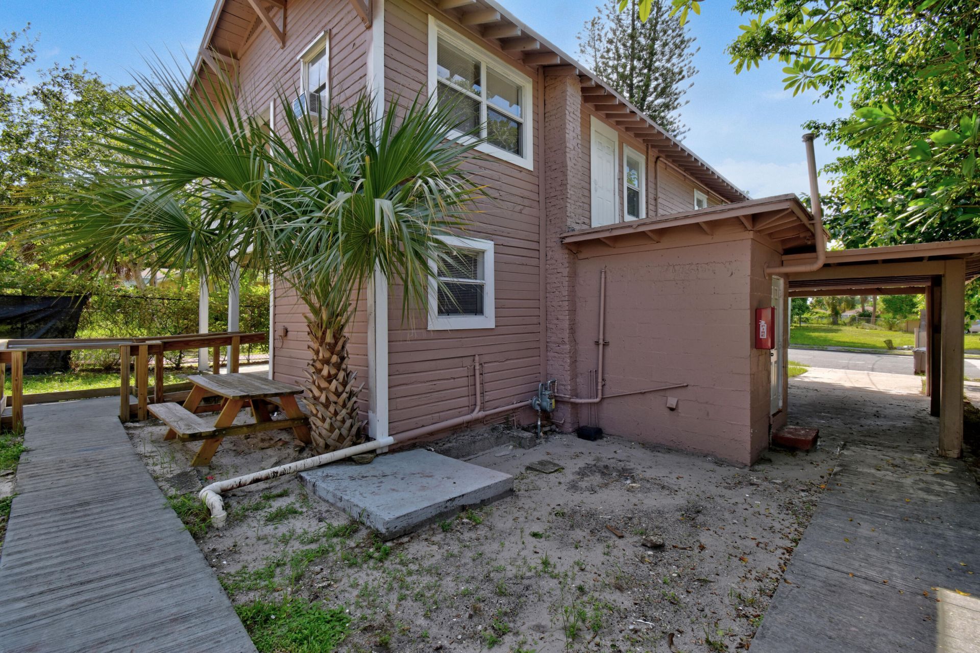 885 7th Street, West Palm Beach, FL 33401 Photo