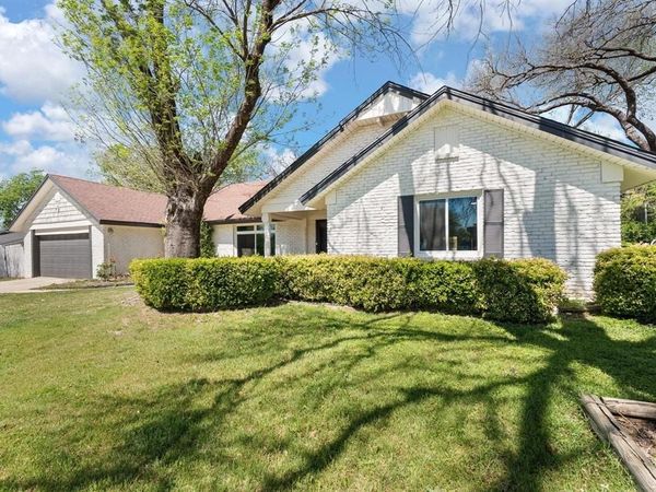 8116 Bangor Drive , Benbrook, TX 76116