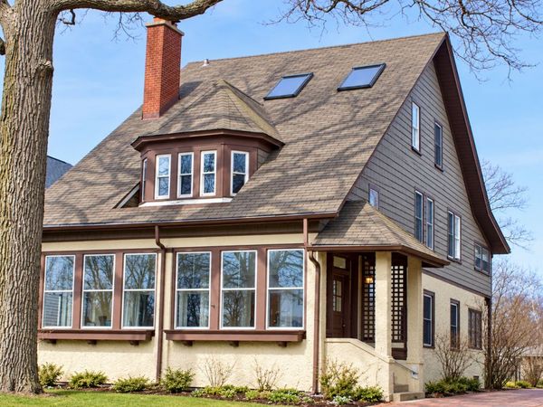1018 Oakwood Avenue , Wilmette, IL 60091