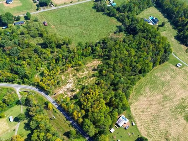 2625 Sprouse Road , Boonville, NC 27011