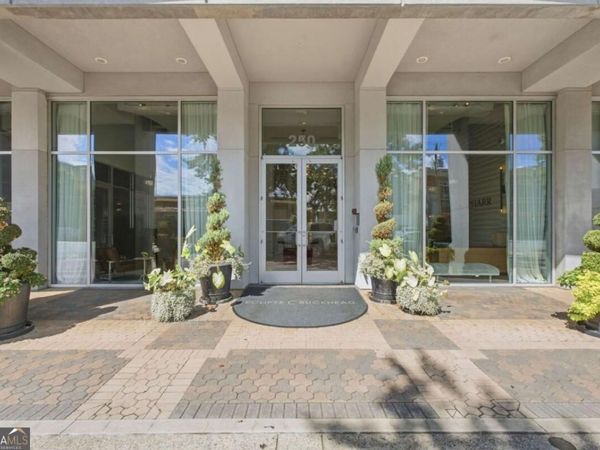 250 Pharr Road NE, Unit 1209, Atlanta, GA 30305