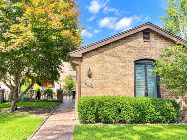 3610 Woodcliff Drive, Kalamazoo, MI 49008