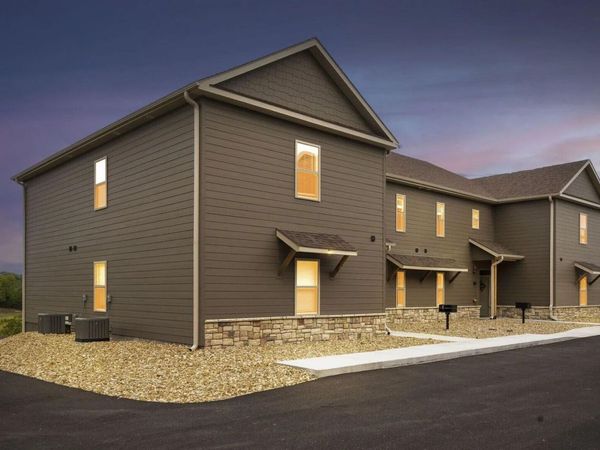 41 Bunker Drive , Unit 2, Branson West, MO 65737
