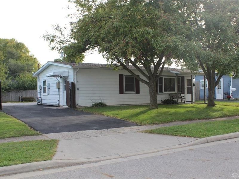 234 Prentice Drive, New Carlisle, OH 45344 Photo 3