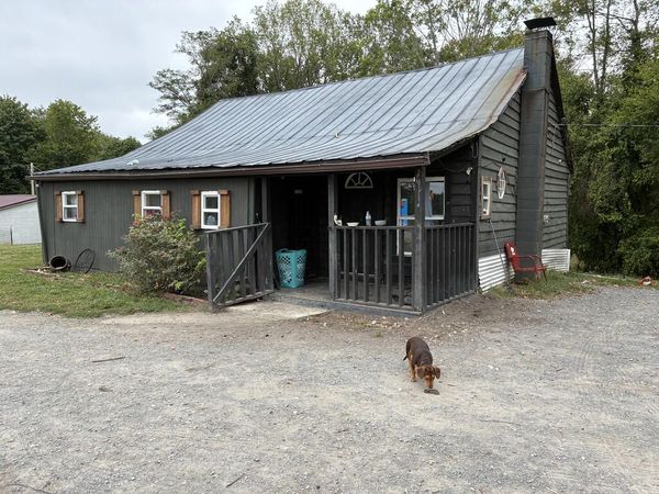 1577 York Hwy, Gainesboro, TN 38562