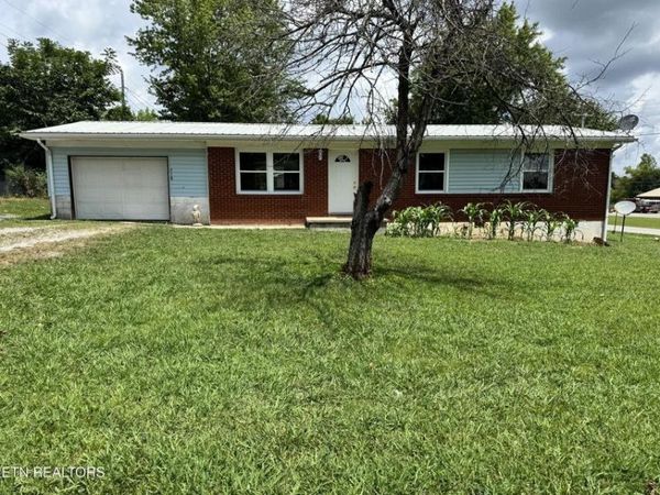318 Sadie St, Jamestown, TN
