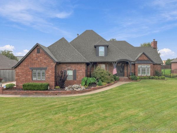 9408 N 132nd East Avenue, Owasso, OK 74055