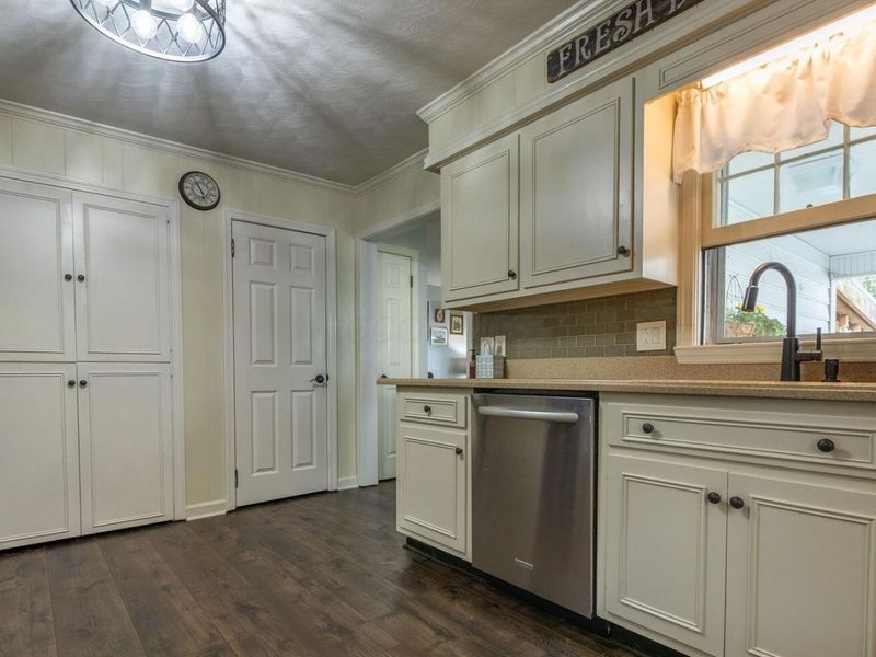 623 E 5th Avenue , Lancaster, OH 43130 Photo 19