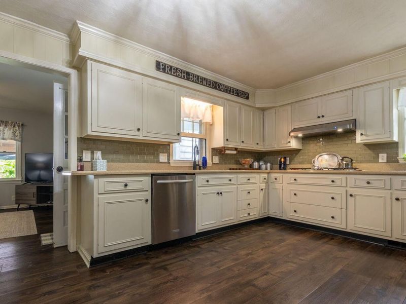 623 E 5th Avenue , Lancaster, OH 43130 Photo 22